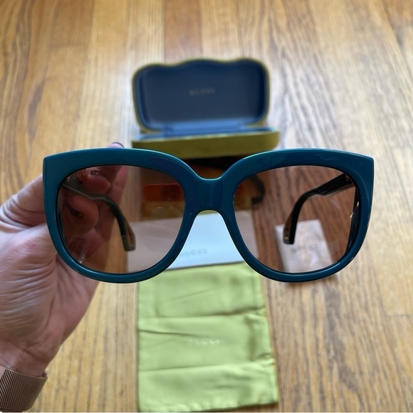 NEW Gucci 57mm Square Shiny Teal Sunglasses GG0468S 100% UV Protection NWT - Picture 1 of 10